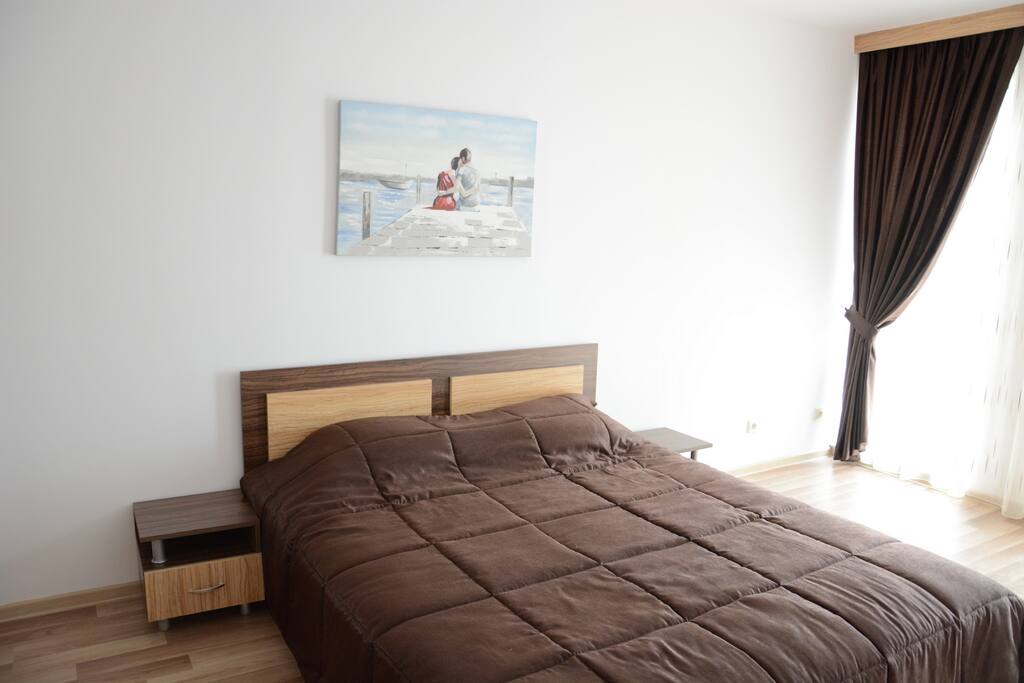 Bright and spacious bedroom - time to relax!