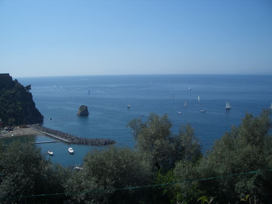 La vista dal terrazzo di casa