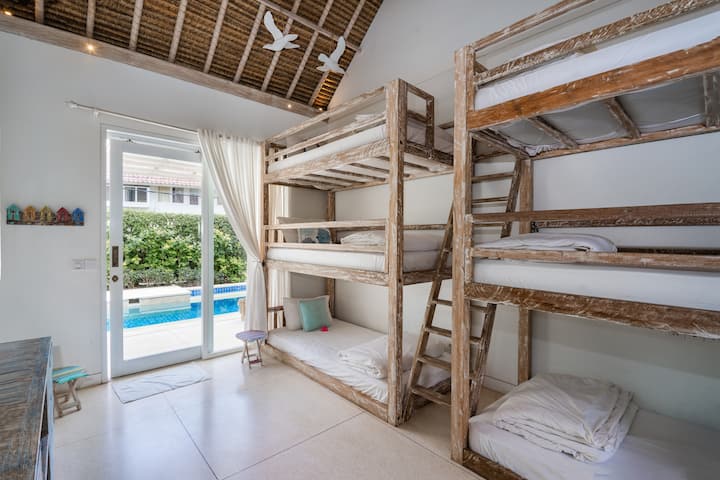 ห้องสองชั้น