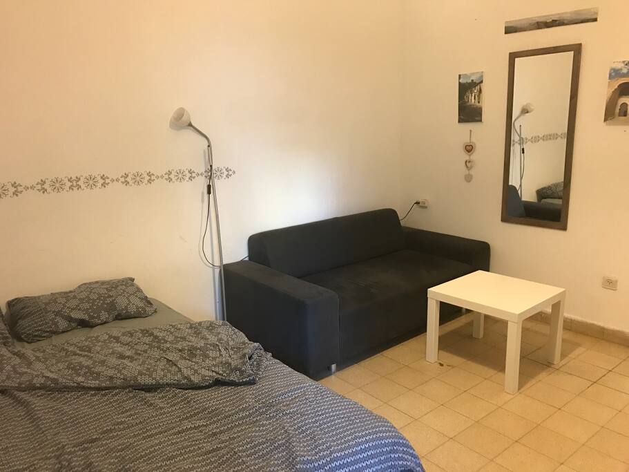 nice big room whit double bed , sofa and closet