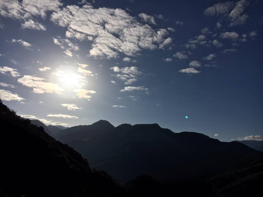 好家寨別館觀景臺上看到的風景