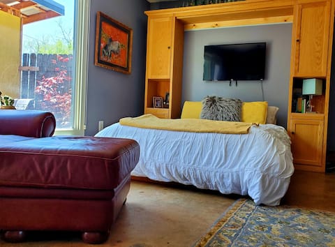 Dog friendly foothills basecamp