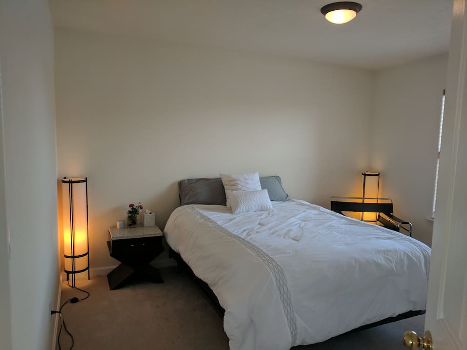 Private bedroom w/ closet