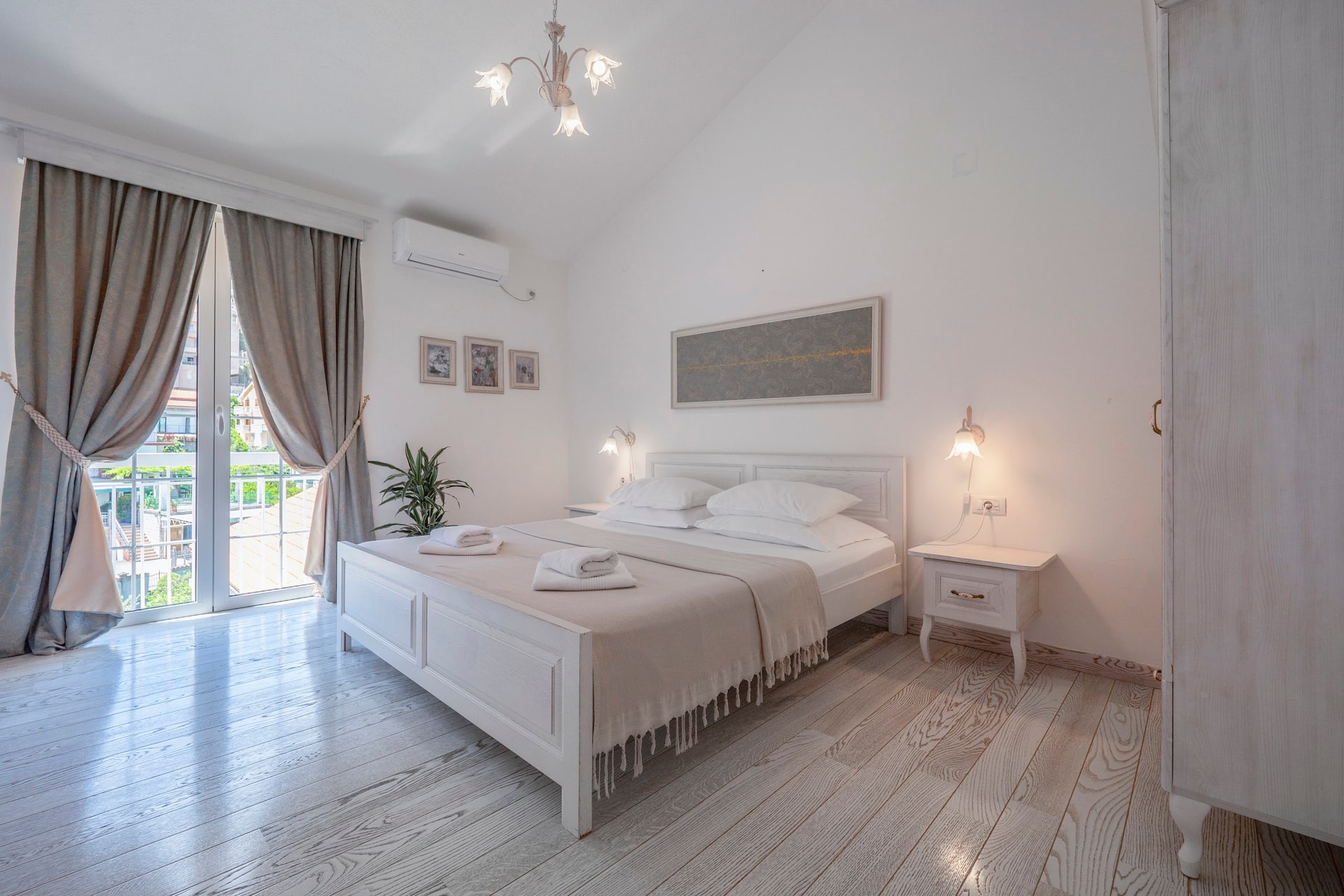 Marinero Apartments-Romantic Rooftop Spa apart.
