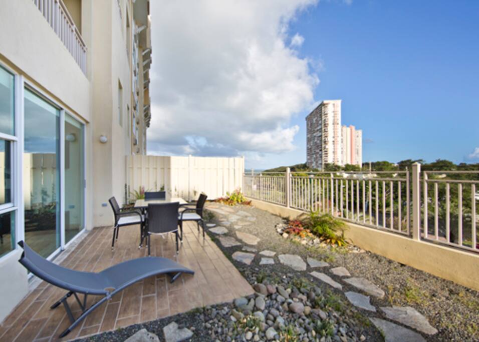 Lower floor spacious terrace