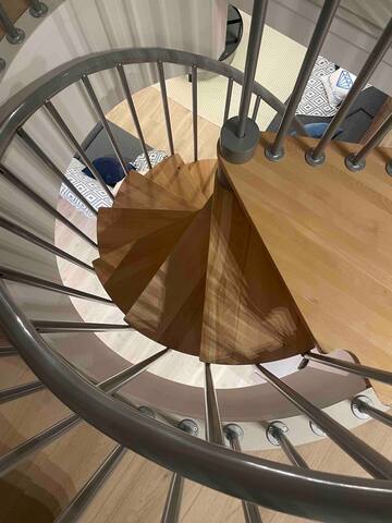 Sapphire Suite 3 bed 3 bath Luxe Apartment gallery image 3