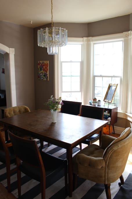 Beautiful, bright dining room!