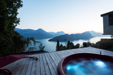 Idyllic mountain house with hottub and garden