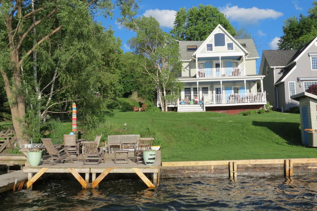 Silver Lake Sunset Cottage Houses for Rent in Castile, New York
