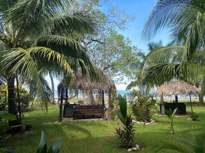 Sunset Chill Out Bed & Breakfast Room Moon Bed and breakfasts for