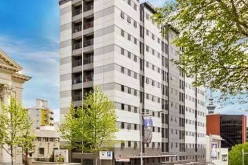 the building is on Queen St. heart of Auckland.