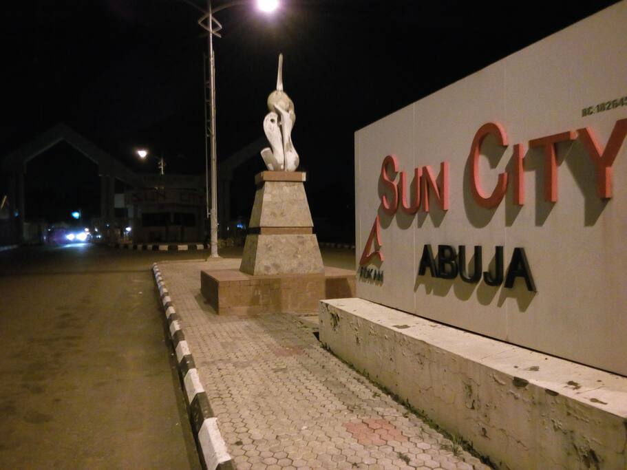 Entrance to Sun City Estate