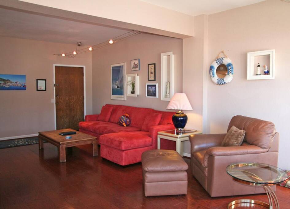 02-1409_Images_172_2-Bahia Vista C57_living room_0001