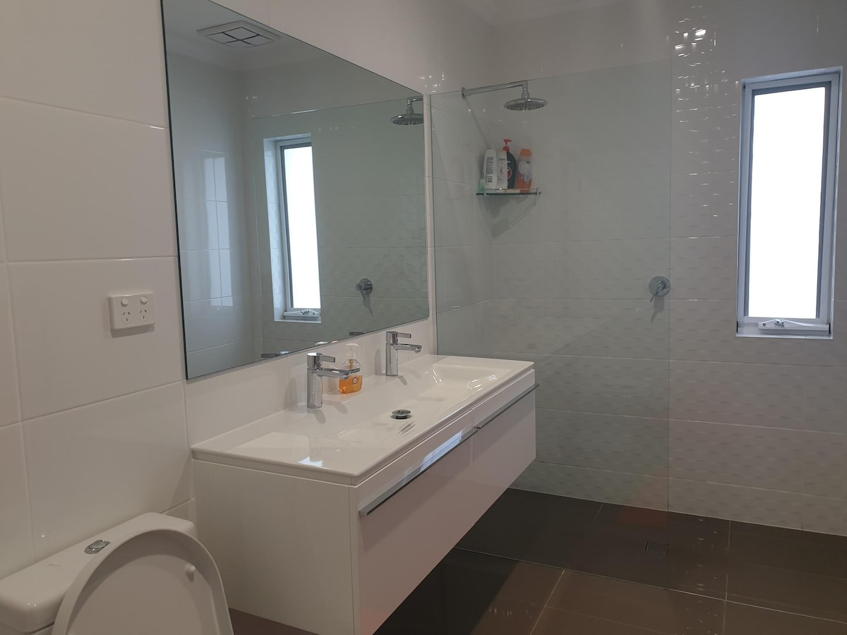 Beautiful guest suite in the Barossa Valley