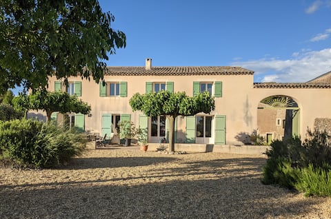 XVIIIth Century Barn with pool