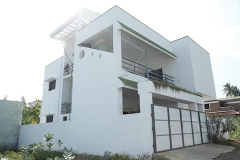 Happy Auro Bungalow (4BHK) Near Auroville Beach