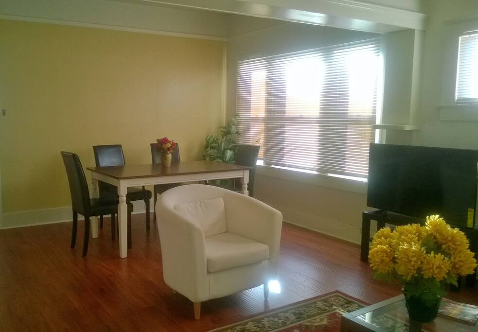 Comfy dining area