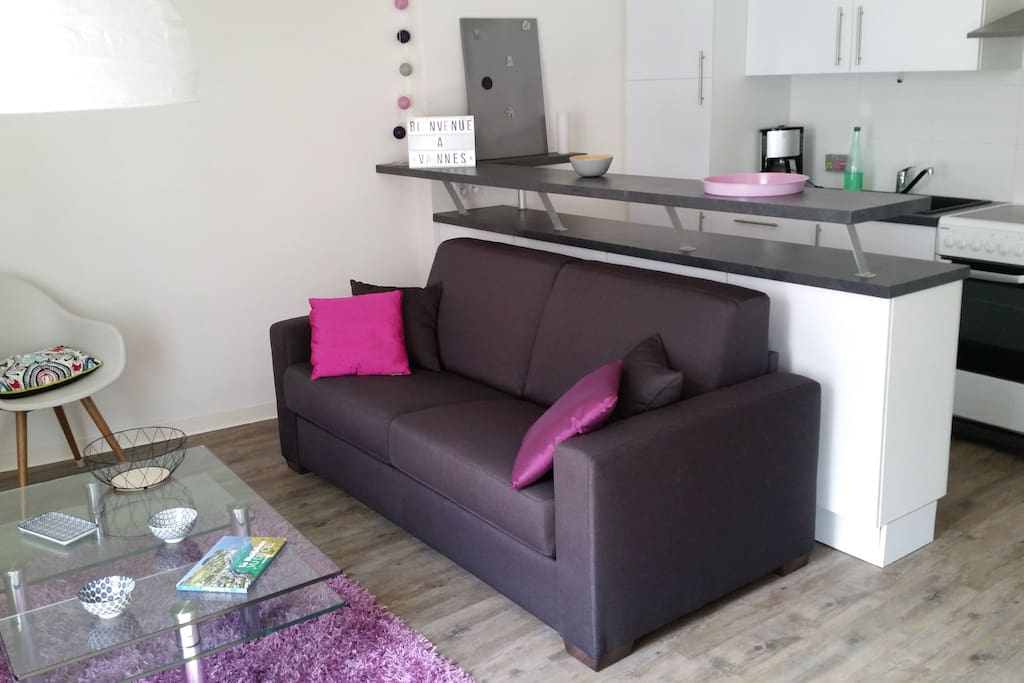 Canapé convertible rapido. Véritable matelas de 140*200.