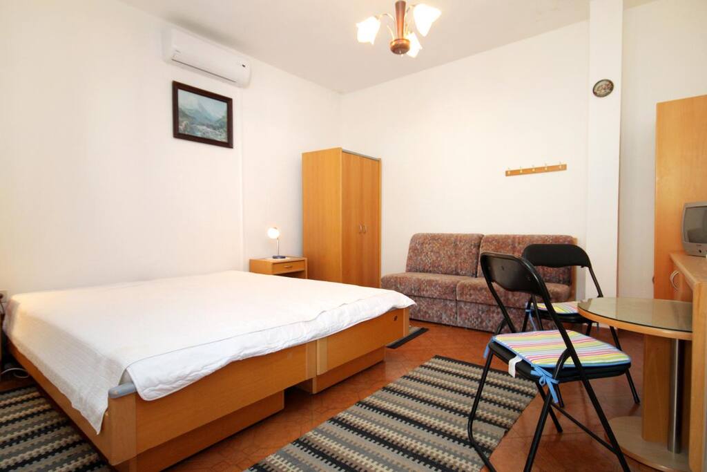 Bedroom, Surface: 16 m²