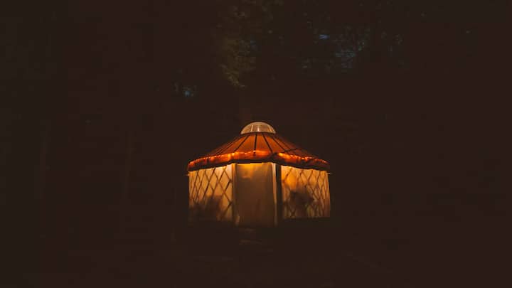 Lakeside Off-Grid Rustic Yurt