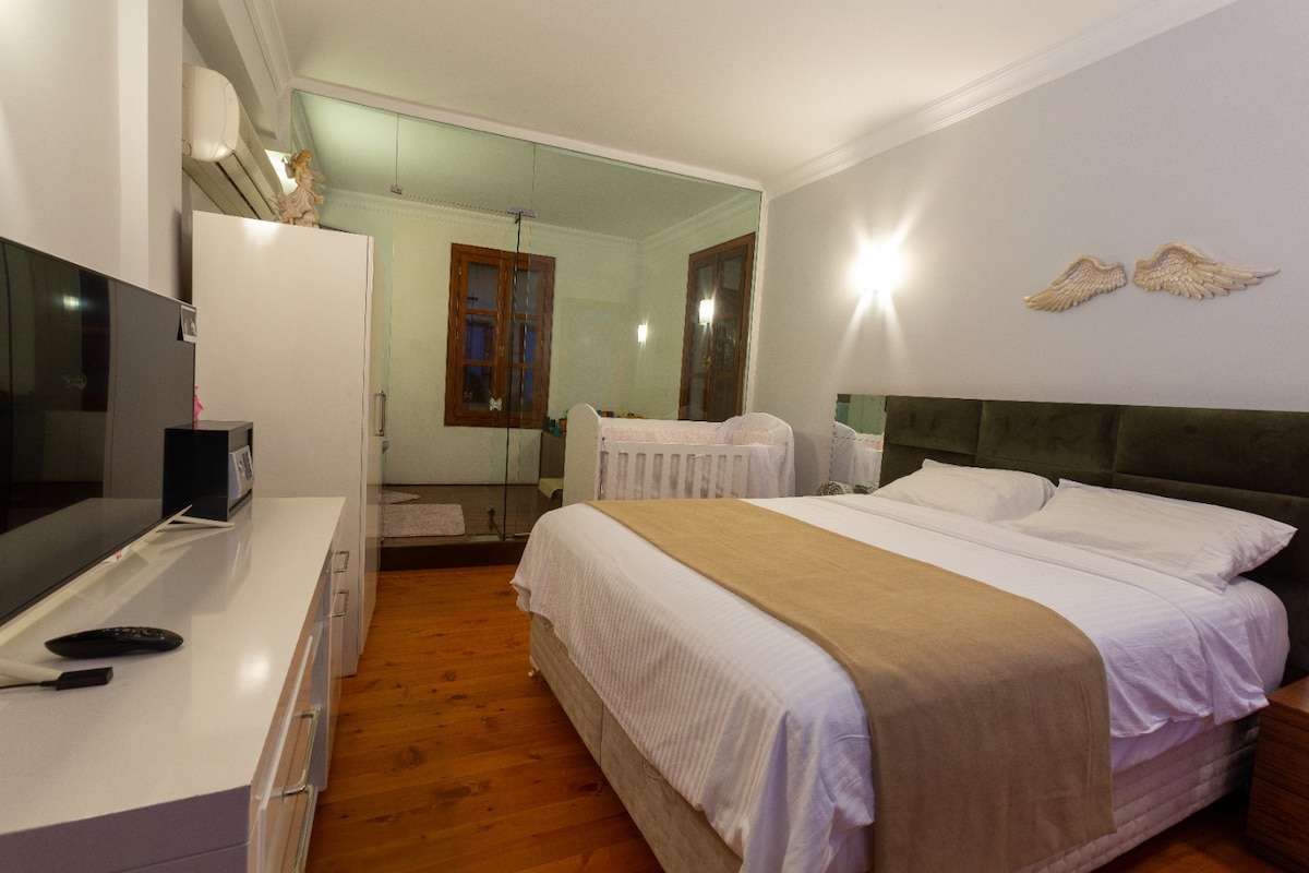 საძინებელი 1