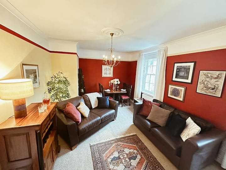 Grassmarket Secret Getaway Fringe Apartment - Edinburg