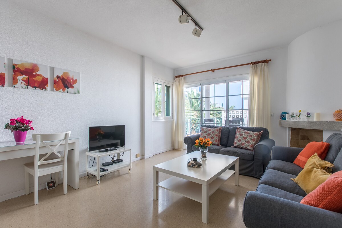 Popular Airbnb listing: JULIA house in Puerto De La Cruz
