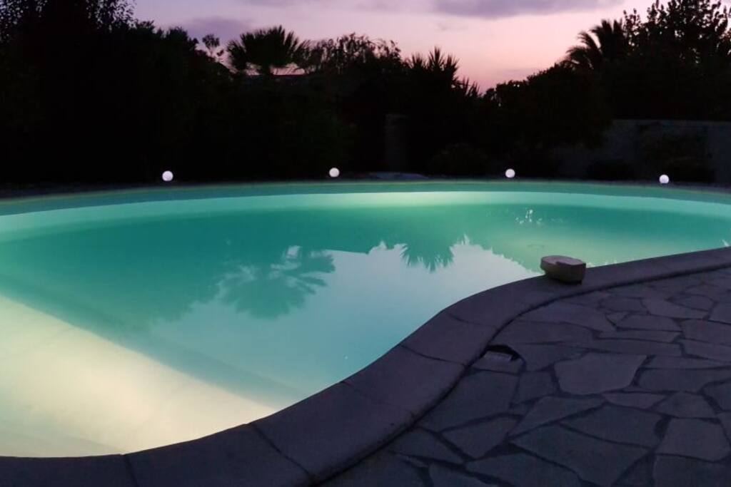 Piscine de nuit