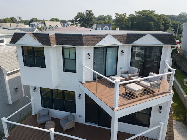 Upscale Newport Beach Experience