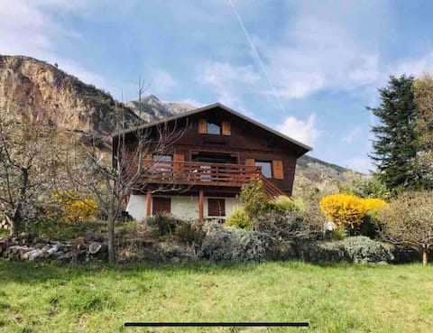 Authentic wooden chalet with fireplace