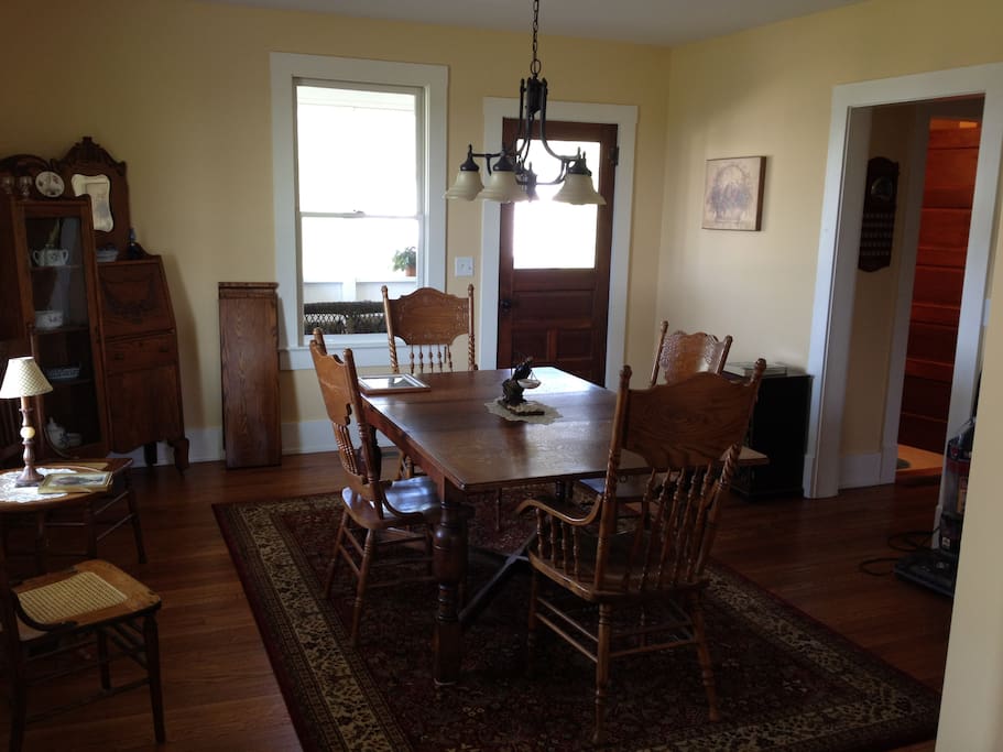 dining room in main house