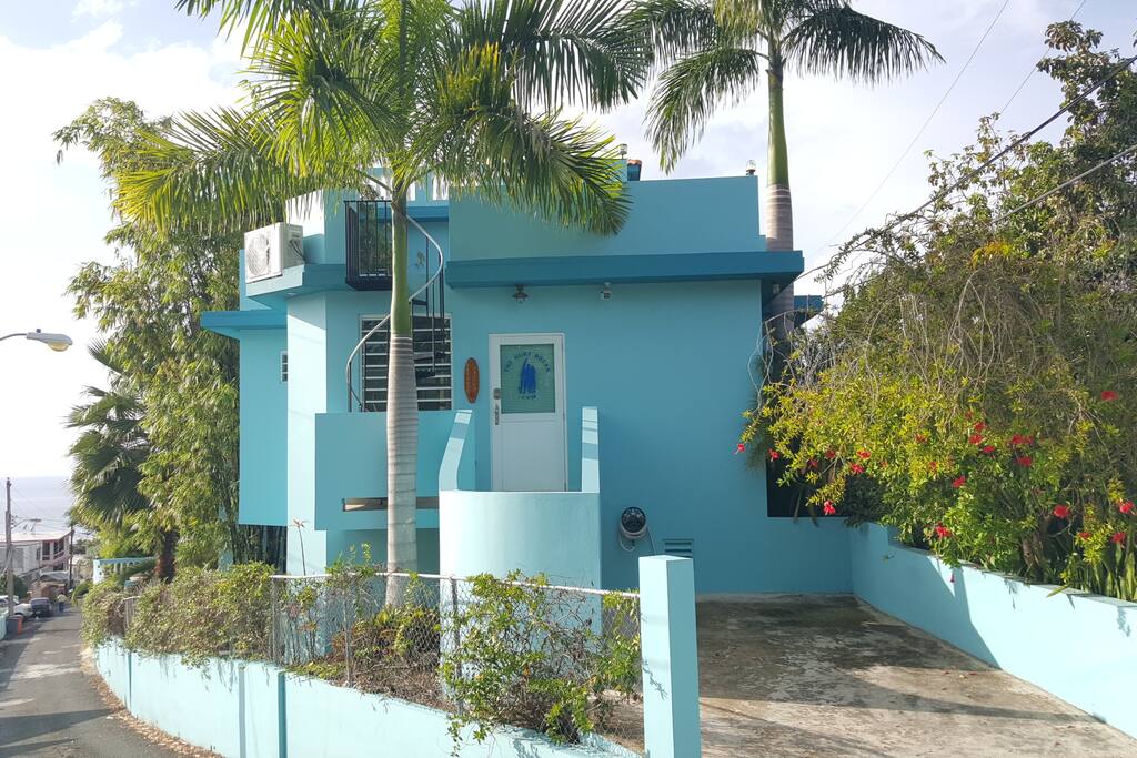 Situated High On the Hill in Puntas with Fantastic Ocean Views