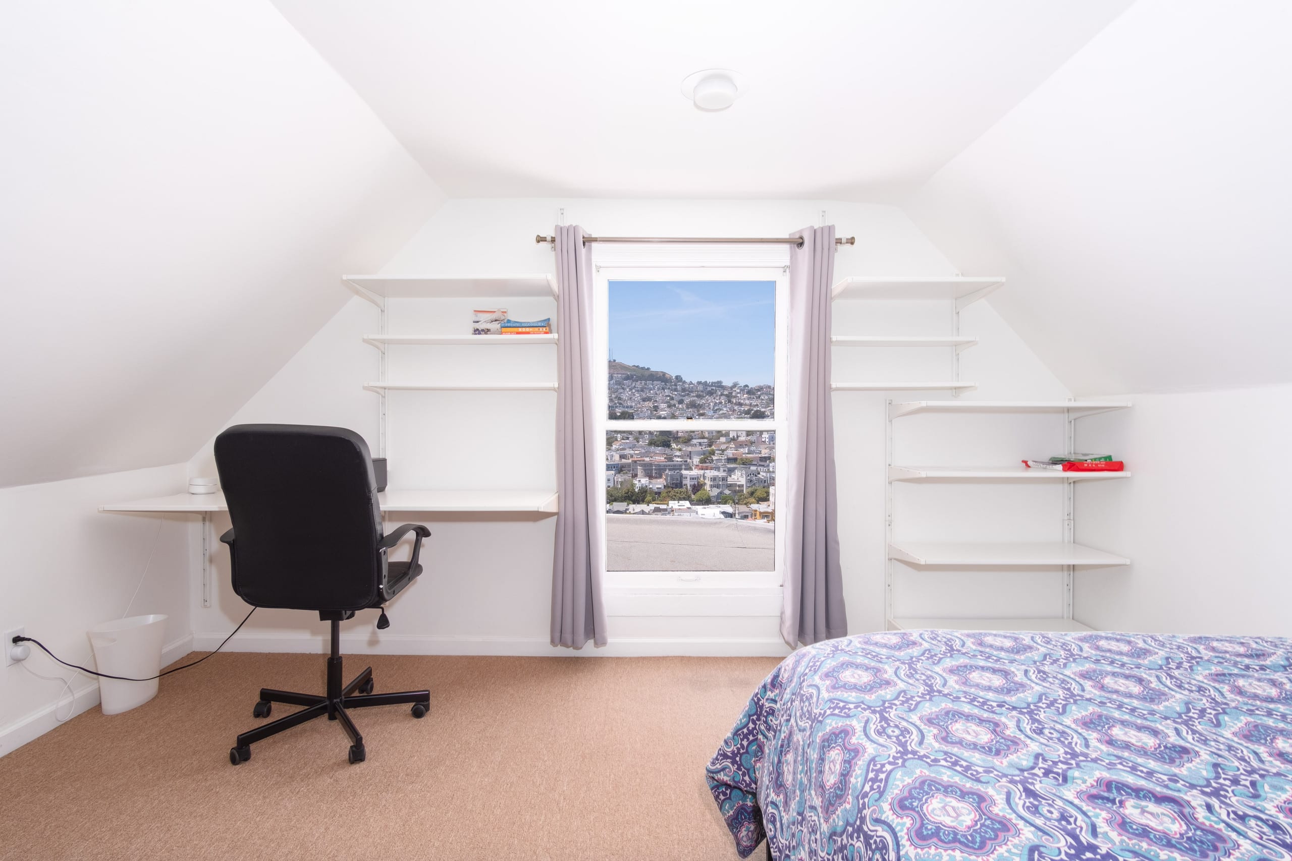 Home in San Francisco · ★4.99 · 3 bedrooms · 3 beds · 1 bath - Image 10