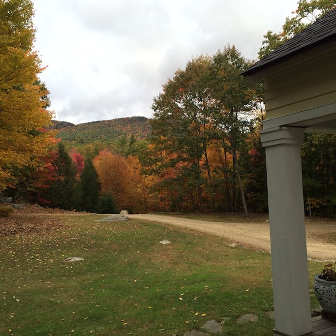 Views of Fall Foliage on the Squam Range