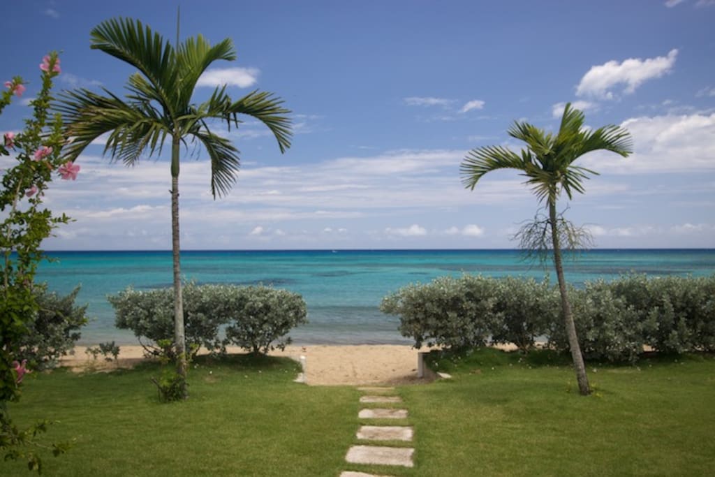 Runaway Bay Beach