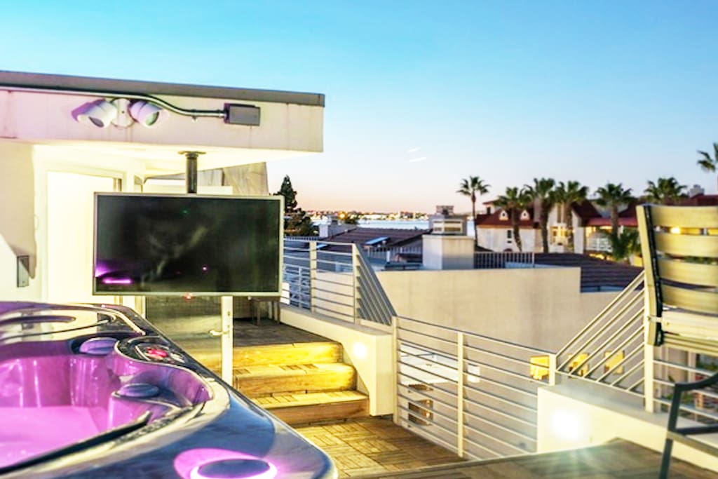 Rooftop viewing deck and spa.