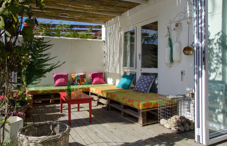 Waterside Cottage fab 2 bedroom home on water gallery image 5