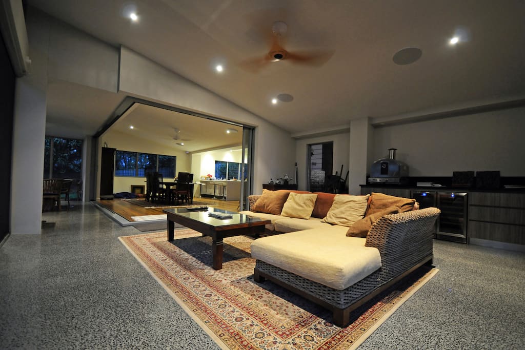 Outdoor-Indoor Alfresco Room with BBQ and sitting area (all screened with wifi available)