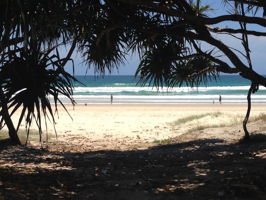 Short 5min stroll to the beautiful beach