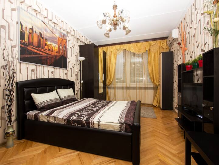 Квартира в москве снять напрямую. Апартаменты Apart Lux новый Арбат 10. Суточные квартира на 1000 рублей Москва. Ремонт квартиры 34 кв м в Москве на новом Арбате 10.