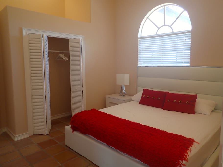 King guest bedroom