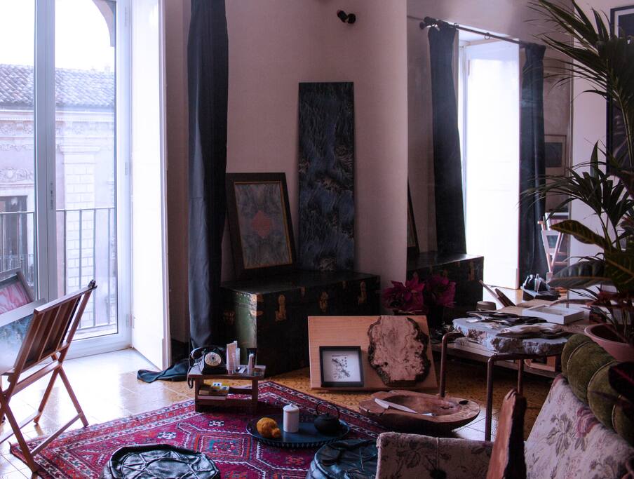 Host Art Studio