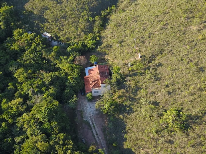 A house is rented on a site in Serra do Cipó for season, weekends and holidays - 10 minutes from Cachoeira Grande - Sítio Recanto do Cipoeiro 