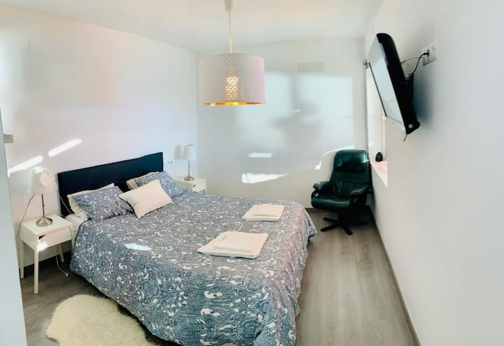 Основна спалня