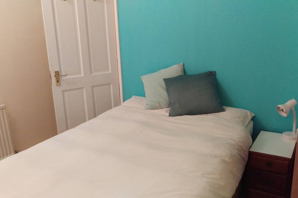guest room - lockable door