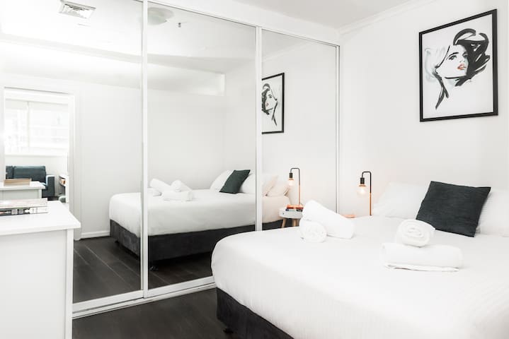 Surry Hills – 2 Beds (near CBD/FiDi/Downtown) gallery image 3