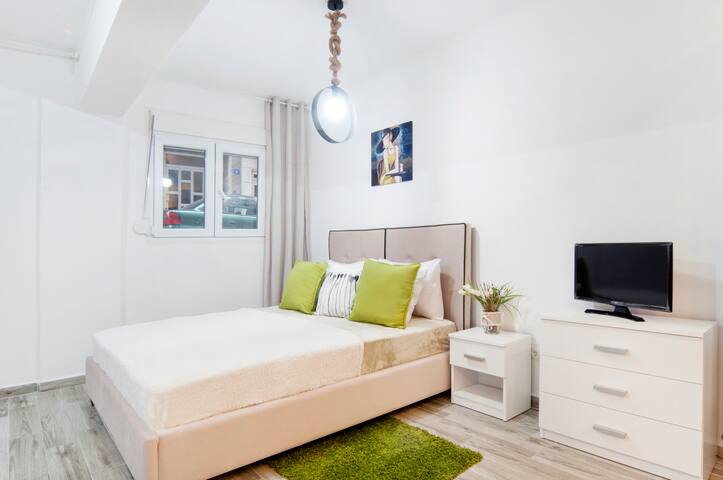 ThessNest ❤ Little Italy ❤