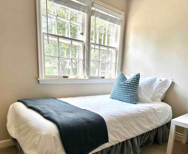 საძინებელი 3