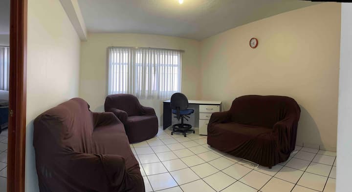 2 Casas Frente A Frente: Perfectas Para Grupos 22p - Durango
