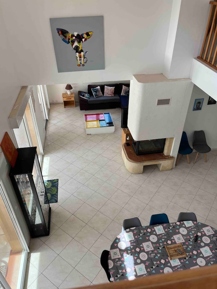 Villa Familiar De 240m2 Com Piscina - Costa Brava